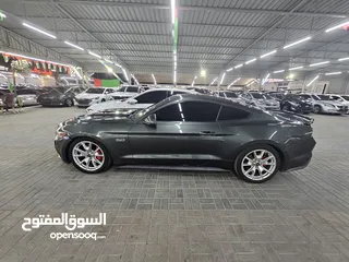  12 موستنج V8 خليجي شيلبي 5.0cc كير عادي  للبيع في عجمان الجرف سوق السيارات