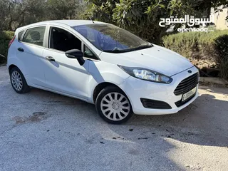  2 فورد فييستا