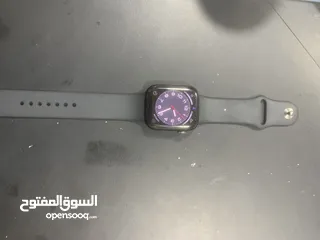  2 ساعة ابل الإصدار السابع بحالة جيدة استعمال بسيط