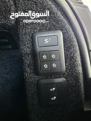  27 للبيع بسعر منافس...  Range Rover Vogue Autobiography Plug in