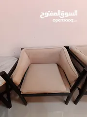  2 مجلس كنب كراسي للبيع 9 أشخاص خشب ممتاز خفيف chairs sofa 9 persons original light wood