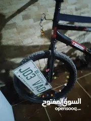  2 بسكليت جنط 20 حاله جيده بريك اجر عليه نمره وعليه سيستم