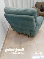  10 كرسي ريكلاينر أمريكي مستورد للبيع بحالة ممتازة جداً مريح جداً ومثالي للاسترخاء