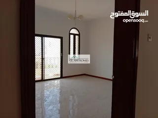  5 Alluring 6 BR villa for sale in Qurum 29 Ref: 358S