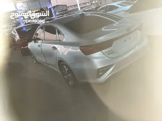  3 كيا فورتي أوراق جمارك