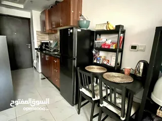  3 No commission, Spacious Studio apartment with nice terrace in a prime loction close to Five Jumeirha