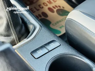  15 تويوتا هايلوكس 2016 بحالة الوكالة