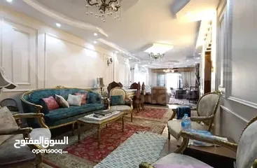  3 شقق جديده اربعه غرف في جميع مناطق عمان الغربيه ايجار سنوي هيئات  دوبلماسيه سفارات ،مؤثث مع اثاث فخم