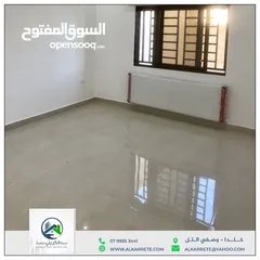  3 شقة مميزة للبيع طابق اخير مع روف الجبيهة