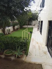  1 شقة أرضية 400م مع حديقة واسعة للإيجار في أرقى مناطق عبدون / ref 2080