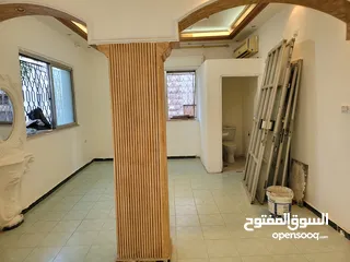 17 مكاتب للايجار 150 دينار شهريا مقابل العبدلي مول/ مقابل ابراج داماك بجانب قصر العدل.