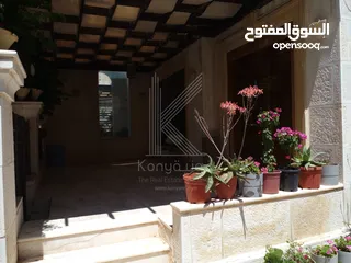  11 شقة فاخرة للبيع في عبدون