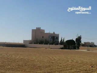  1 أرض سكنية في الجيزة الحجرة