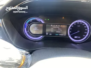  5 كيا نيرو هايبرد 2020 وارد كوري   جميع المواصفات  فل الفل ما عدا الفتحة   بسعر جيد وقابل للتفاوض