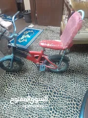  1 بسكليت انضيف مستعمل اعجاله بلاستيك يعني ما بنفس وما بخرب