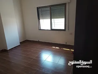  2 شقة في ابو نصير خلف صحارى مول للبيع