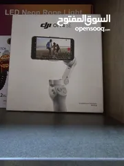  2 dji osmo mobile 4 se