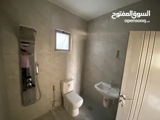  8 شقق فاخرة و سوبر ديلوكس للبيع في سحاب بمساحة 145 متر