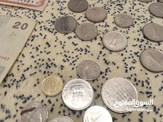  6 Antique value  in good conditi and rare