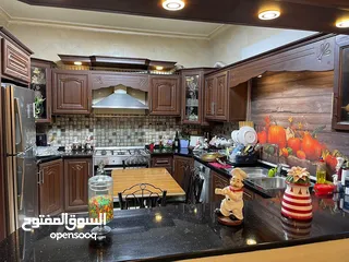  5 شقة أرضية مميزة للبيع السلط - الميسة قرب مدرسة  الفرسان المساحة  173 م2 غير مفروشة