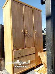  1 خزانه مستعمله بحاله الوكاله جيده لا لا توجد فيها مخوش مش مستعمل غير ثلاثه اشهر بحاله الوكاله ثنتين ح