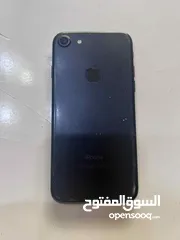  4 ايفون 7للبيع استخدام لمده عام واحد فقط