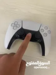  8 جهاز بليستيشن فايف(ps5) بحالة ممتازة  استخدام خفيف  نسخة الديسك(cd edition)  مع يد.