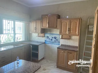 8 شقة للإيجار