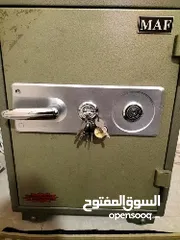  1 fireproof safe locker
