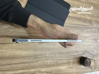  4 I pad air 6 m2 256 giga