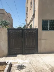  4 بناية 3 طوابق... اضافه إلى بيت طابقين نظام أمريكي.. خلف البناية مباشرة