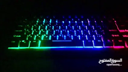  17 RGB GAMING KEYBOARD RAIDER MK1000