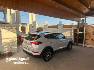  21 هونداي توسان وارد الشركة الردنيه فل كامل بنوراما مالك واحد من الوكالة