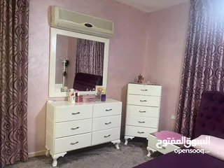  2 غرفه نوم تخت مجوز مع توابع الغرفه وغرفه نوم شبابيه او أطفال بحاله ممتازه بأسعار مناسبه