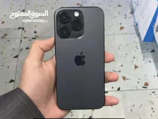  1 ايفون 14 برو 256 جيجا اسود مع عدد من الكڤرات عرض لاول شخص فقط 2199