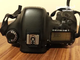  5 للبيع كانون 7D مع عدسة Canon 7D  18-135 stm