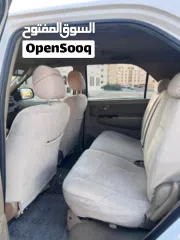  9 للبيع تويوتا فورتشنر موديل 2010 مأمنه ومسجله سنه كامل لا تحتاج إلى اي شي تم عمل سيرفس مؤخراً 4 سلندر