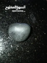  2 حجر كريم نادر