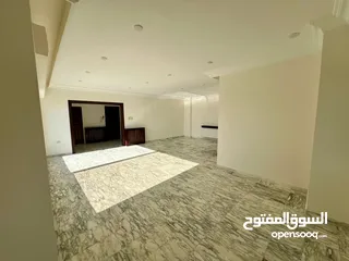  5 شقه طابق اول من فيلا فارغه للإيجار في دابوق - ref : 14625