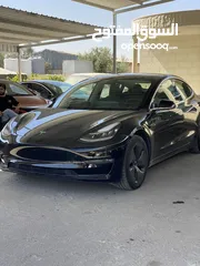  1 Tesla model 3 2020