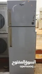  1 ثلاجة للبيع يوجد بها عطل