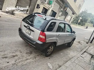  8 كيا سبورتاج 4WD 2005 بحالة ممتازة