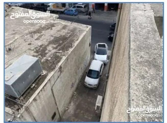  2 مجمع تجاري في منطقة العبدلي بالقرب من البنك المركزي