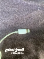  3 سماعه آيفون الاصليه