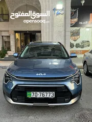  6 كيا نيرو 2025 Kia niro للإيجار ب افضل الأسعار مكتب الصقر الأسود لتأجير السيارات.