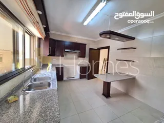  2 شقة طابق ثالث للايجار في دير غبار بمساحة بناء 200م