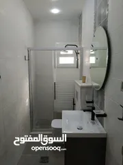  9 بيت مستقل في ارقى مناطق الزرقاء ضاحية البستان   واجهة حجر تشطيب سوبر ديلوكس مسطح البناء 170الارض500