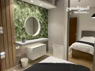  14 شقة مميزة جدا لم تسكن في عبدون مميزة جدا جدا بسعر ممتاز