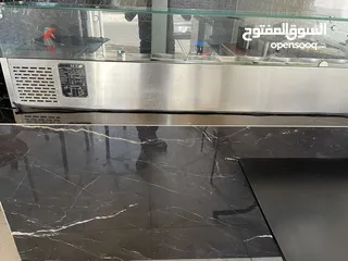  16 عدة مطعم كامله للبيع