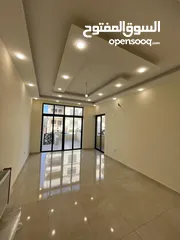  4 تشطيب فلل خلف المدارس العالمية طابق اول او ثاني